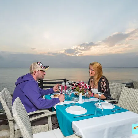 Ξενοδοχείο Altinkum
